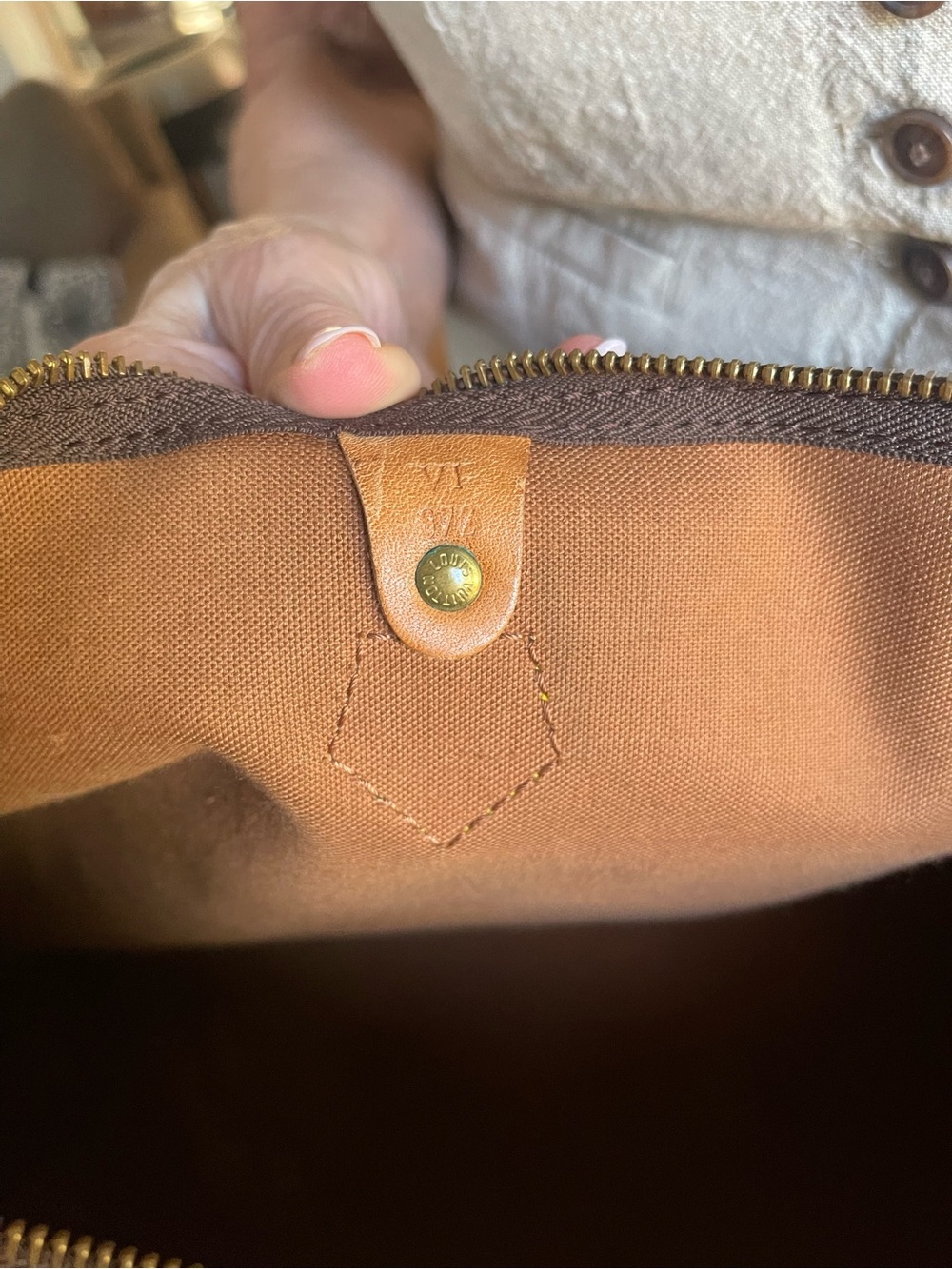 Vintage Louis Vuitton Monogram Speedy 40 - Picture 8 of 11